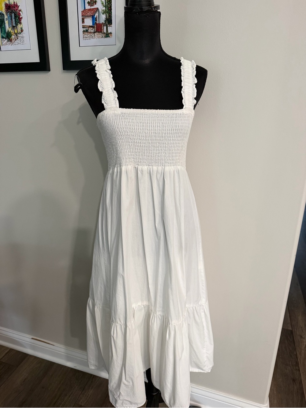 Q2 Women’s White Smocked Midi Dress with Ruffled Straps M